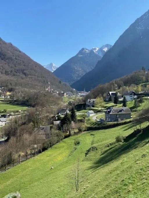 Chalet Tout Confort Au Bord Du Gave Cauterets